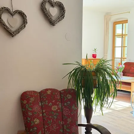 Grosses Paradies Am Gries